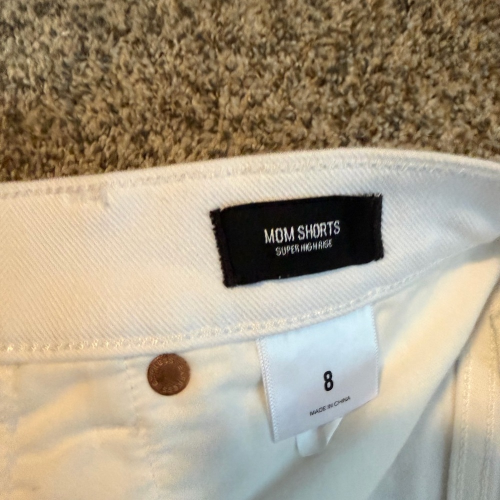Express White High-Waist Distressed Mom Denim Shorts - Size 8 - Picture 3 of 4